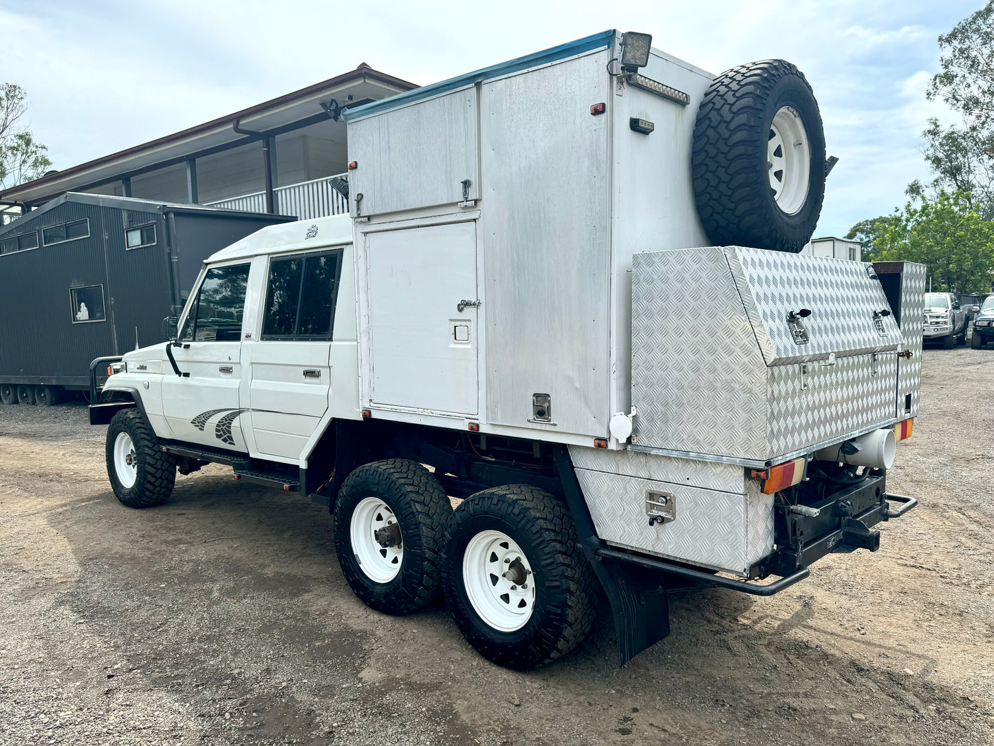 1998TOYOTA LANDCRUISER 6X6